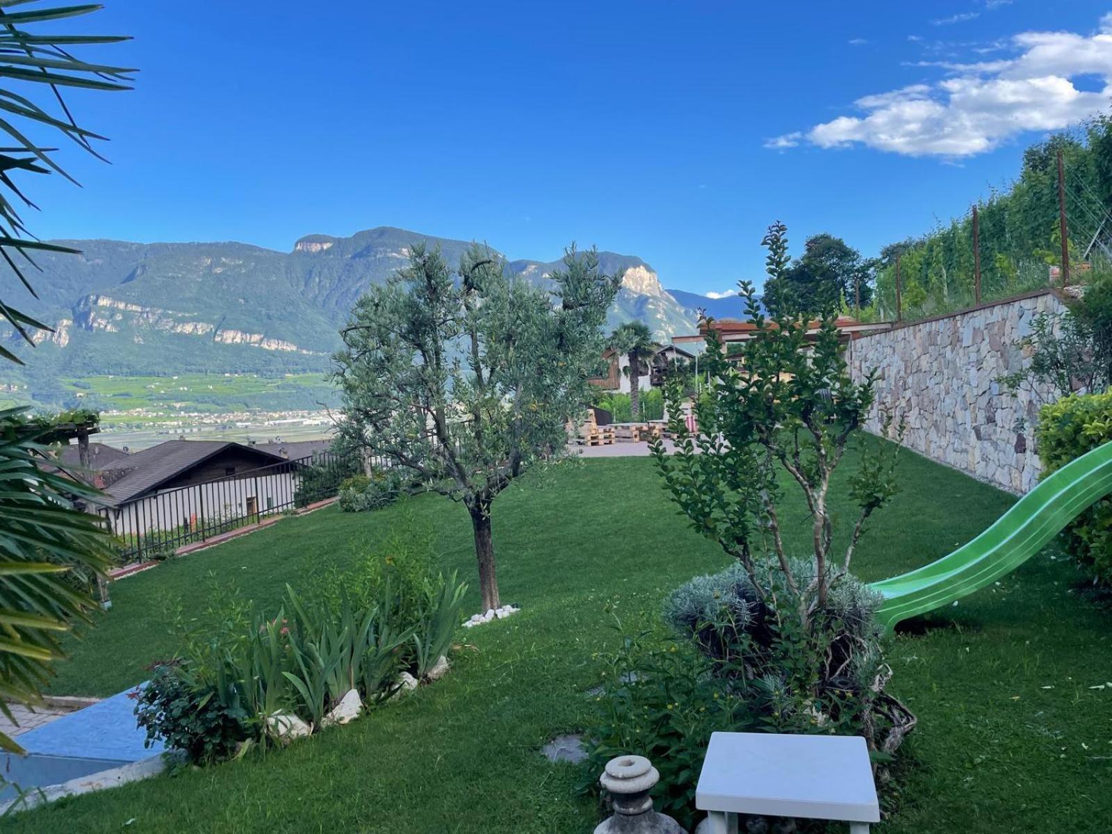 Ferienhof Franzelin Termeno Bagian luar foto
